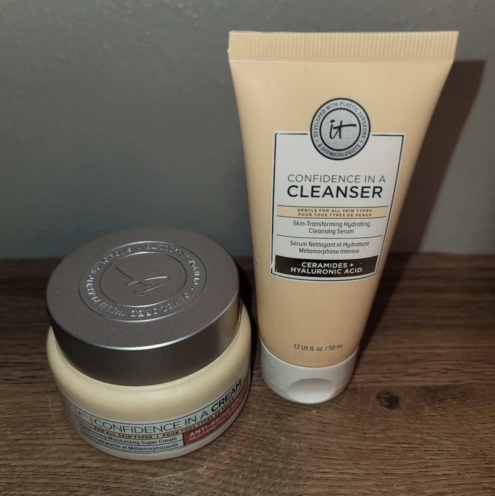 it cosmetics beige cleanser and cream set